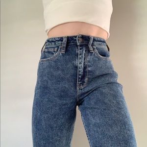 Hollister mom jeans
